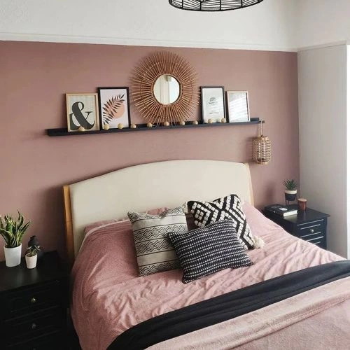 Foto der Farbe Farrow and Ball 294 Sulking Room Pink