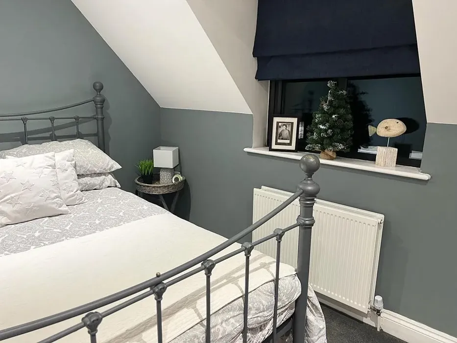 Farrow and Ball De Nimes 299 schlafzimmer