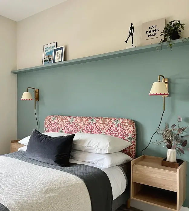 Farrow and Ball Oval Room Blue schlafzimmer accent wall 